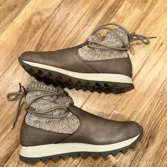 Merrell Alpine knit boots - Picture 3 of 6
